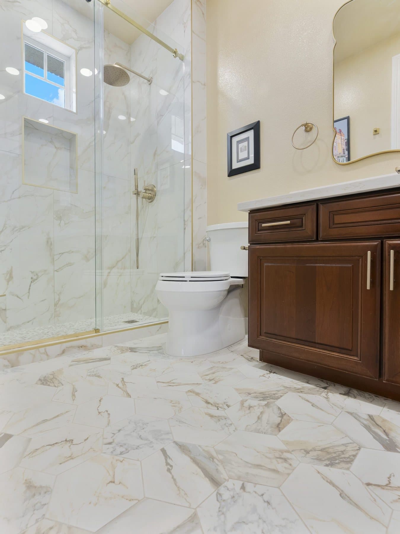 Small bathroom remodel: walk-in shower beside the vanity